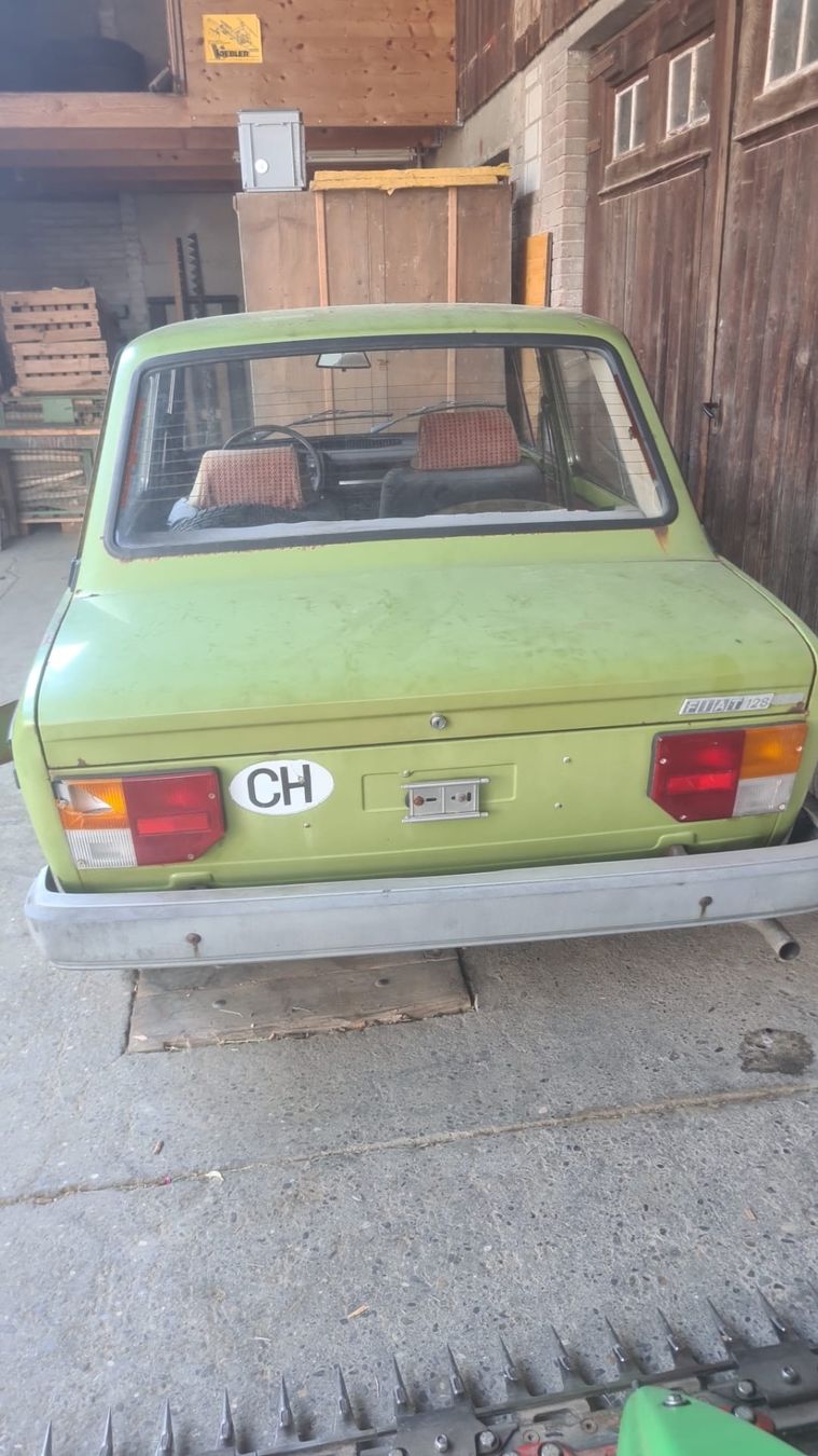 Fiat Autos: Fiat 128 1300 CL – D'occasion à Villnachern par cisd_13 6