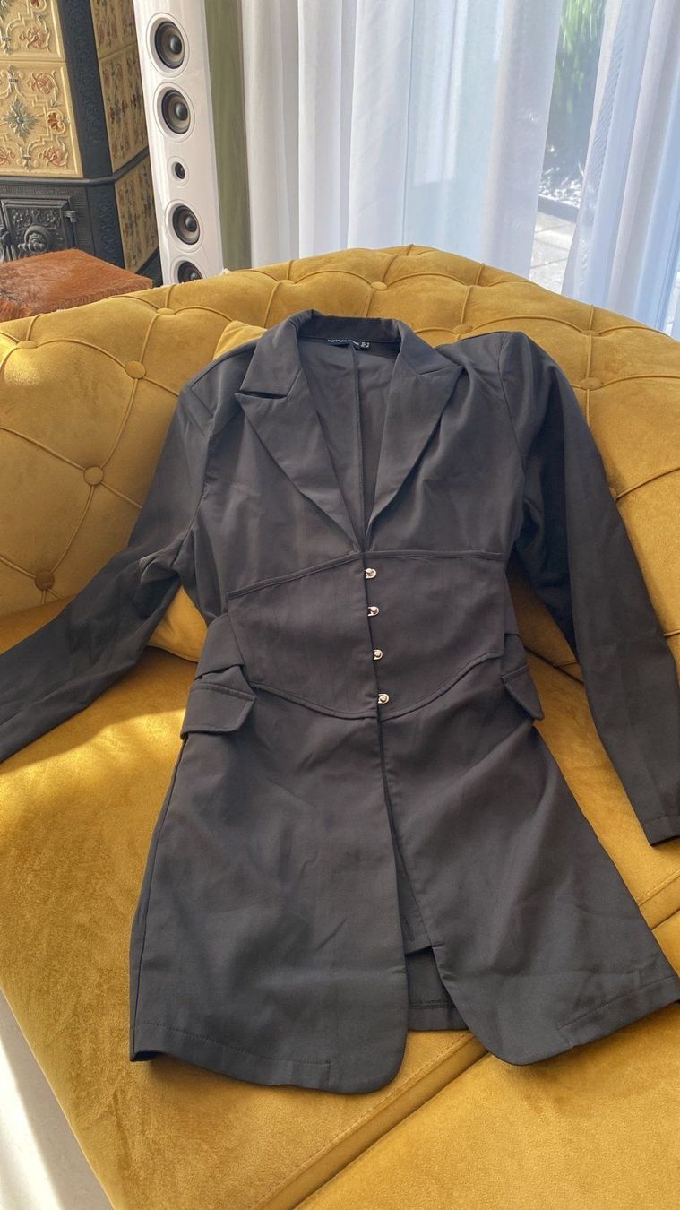 Vestiti: Kleid von PRETTYLITTLETHING, Gr. 38 – Usato da Dagmersellen venduto da sheli17 1