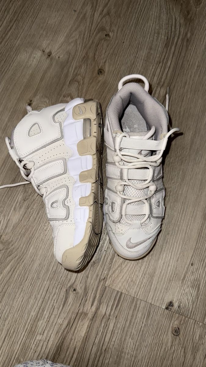 Scarpe da uomo: Nike uptempo – Nuovo (secondo la descrizione) da Delémont venduto da sch_eli5 1