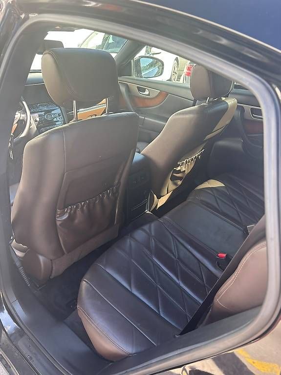 Autos: Infiniti FX30d S – Gebraucht aus Glarus von Alpenvolt 4