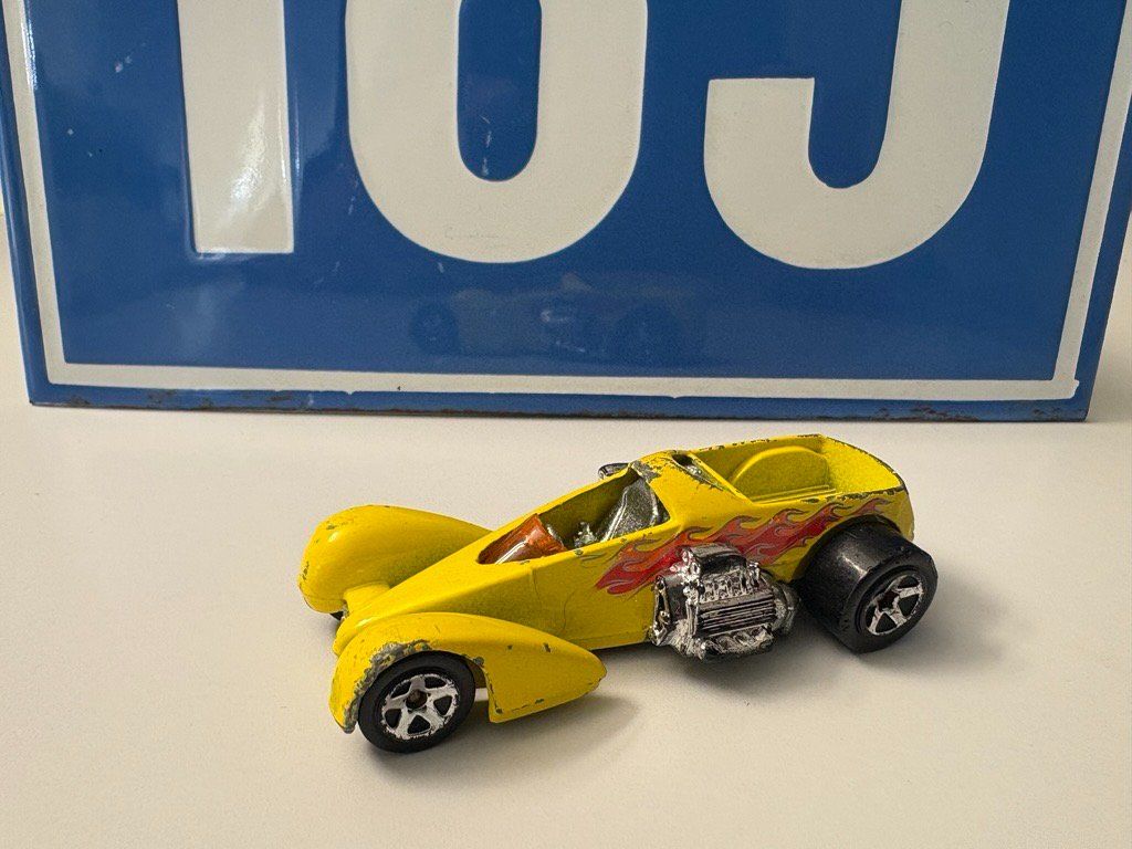 Hot Wheels Giocattoli: Mattel "Hot Wheels" Screamin Hauler – Usato da Cham venduto da roman0879