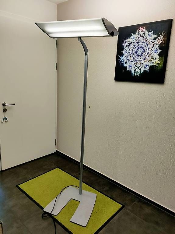 Lampen: Büro Stehleuchte Ständerlampe – Gebraucht aus Altishofen von Nadali