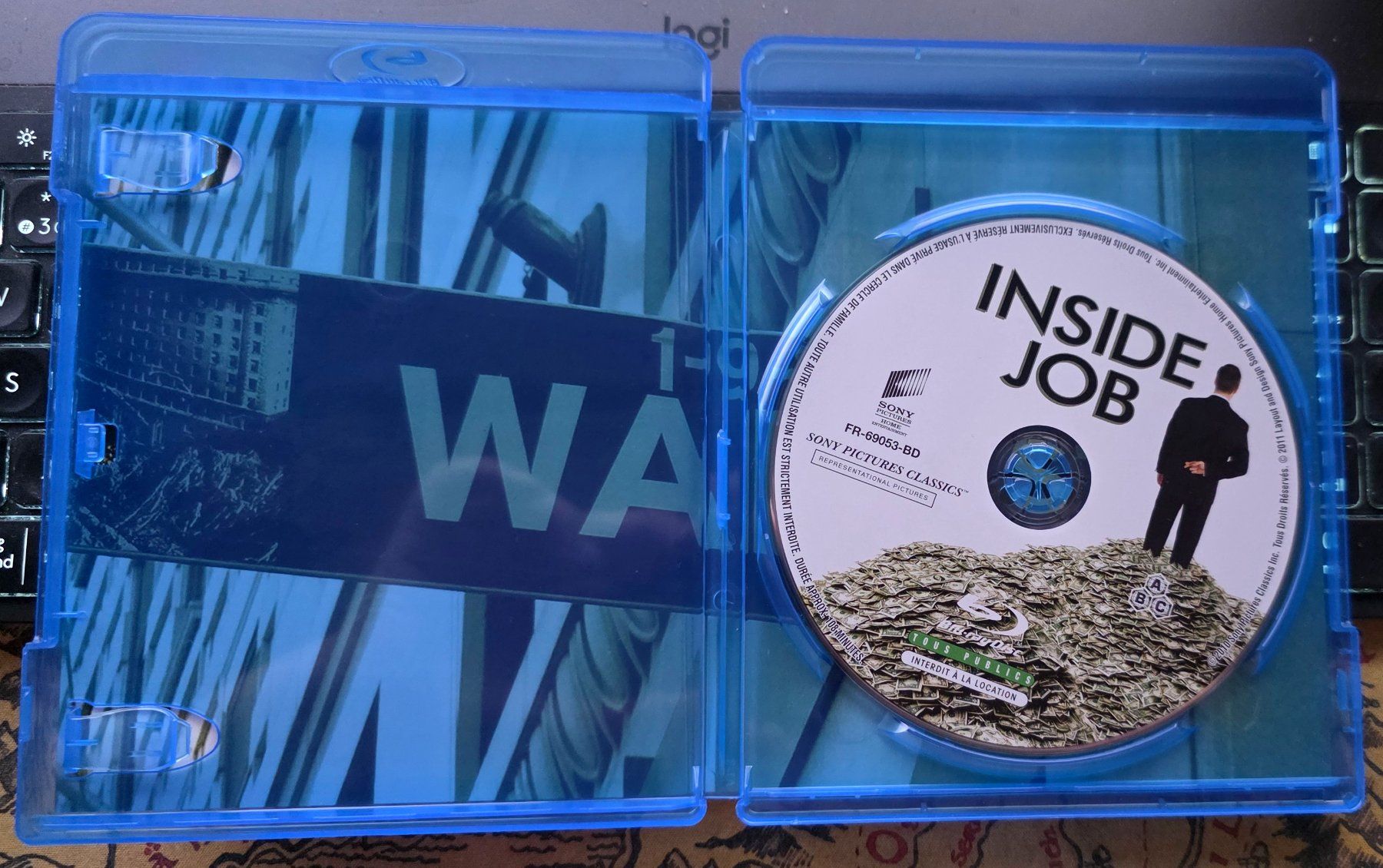 Tous les DVDs: Inside Job (2010) - Blu-ray – D'occasion à Semsales par __Florian__ 3