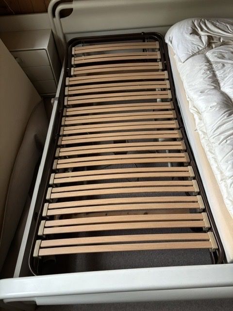 Letti: Doppelbett (elektrisch) GRATIS – Usato da Teufen AR venduto da SimonSanwald 1