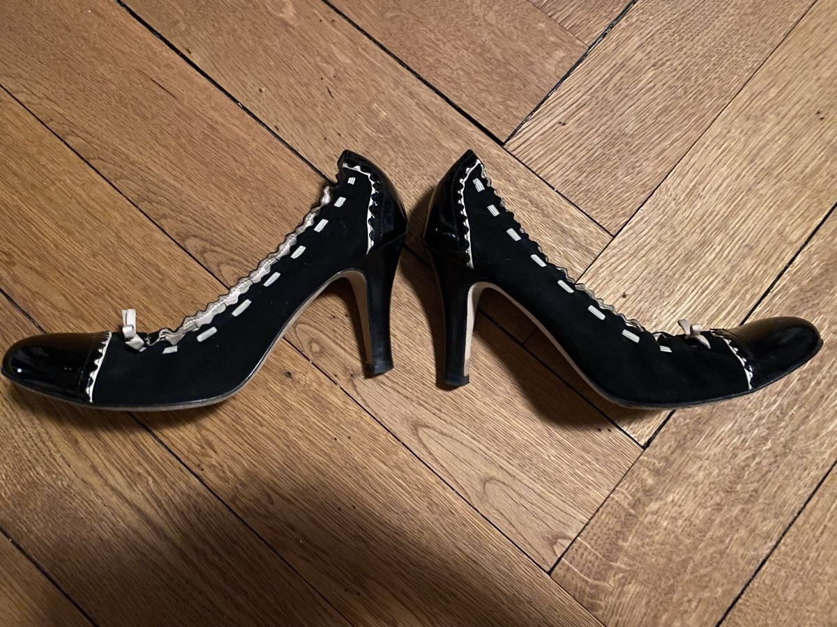 Bally Scarpe da donna: Pumps von Bally Gr. 37 – Usato da Zürich venduto da triangular 2