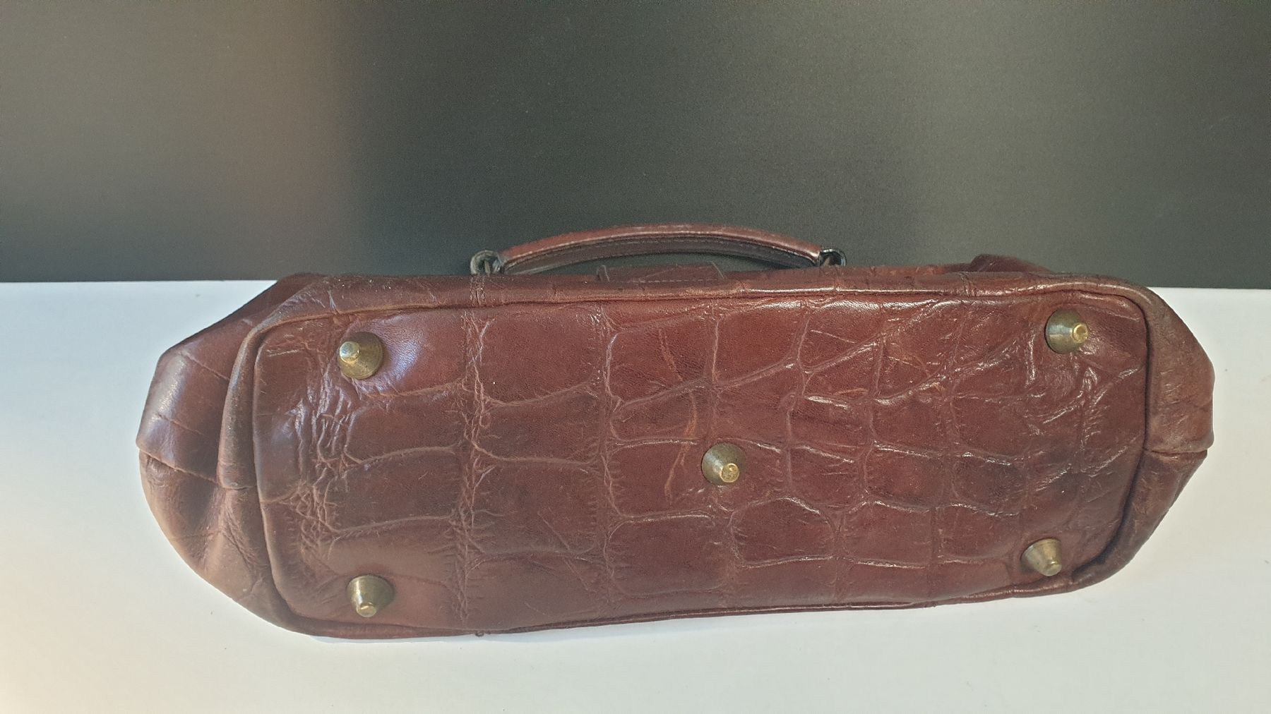 Borse da donna: Sac à main marron vintage  – Usato da St-Sulpice VD venduto da Miwix 2