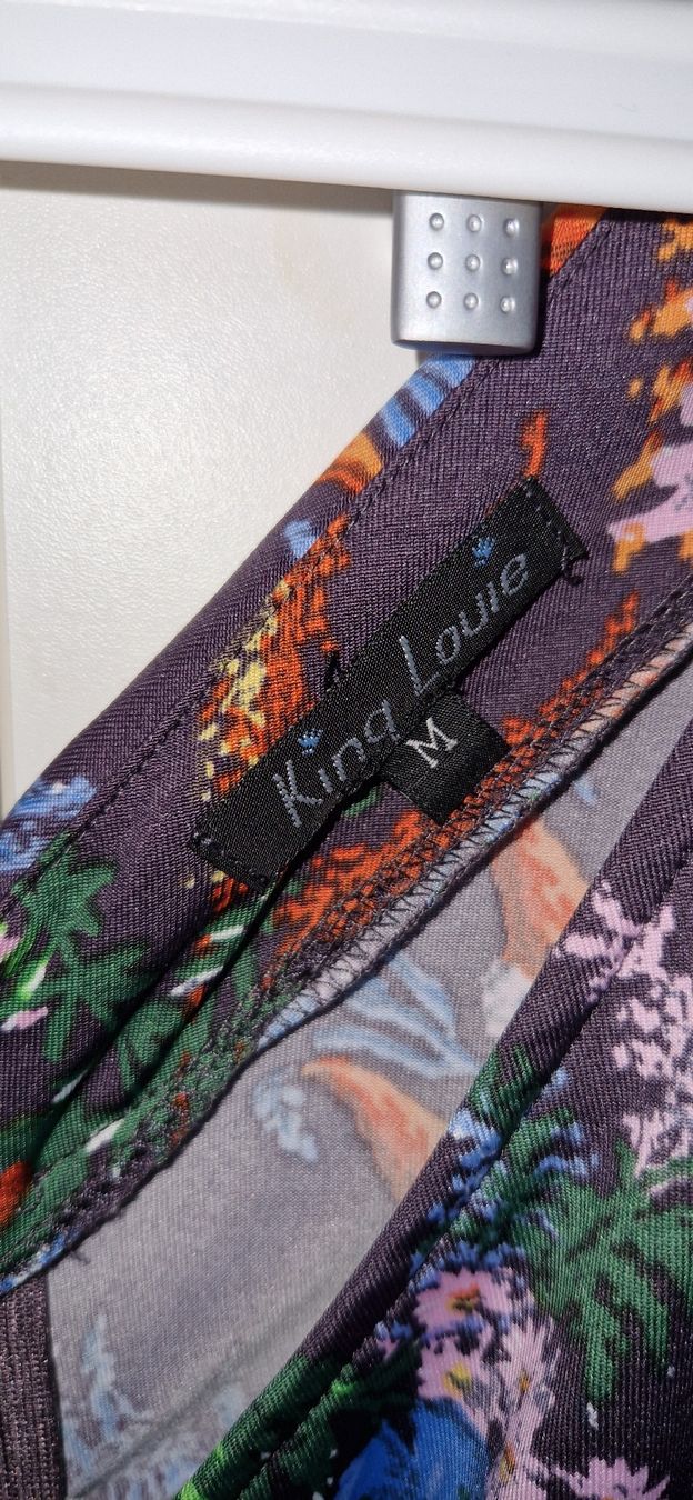 King Louie Kleider: Robe King Louie imprimée drapée taille M – Gebraucht aus Bercher von Dusudouest 1