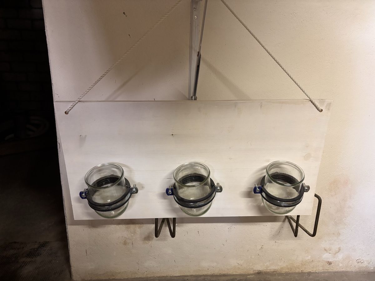 Lavagne: DIY Wandregal – Usato da Allschwil venduto da mgo_yvp2