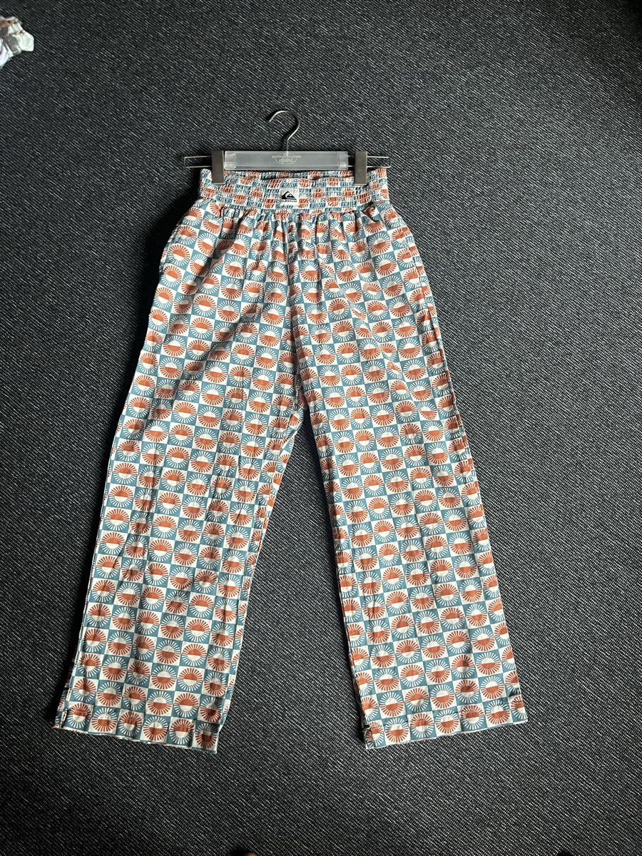 Quiksilver Pantaloni: Quiksilver Damenhose, Grösse S – Usato da Innertkirchen venduto da salmalo