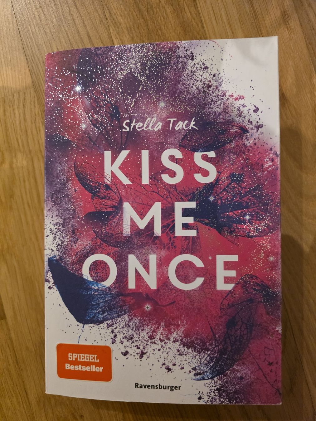 Livres: Buch Kiss me once – D'occasion à Solothurn par leo_8kdh