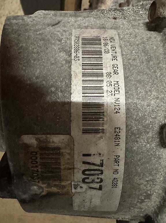 Tutti pezzi di ricambio auto: Bmw E46 330iX Automatikgetriebe – Usato da Madiswil venduto da Poschung 4