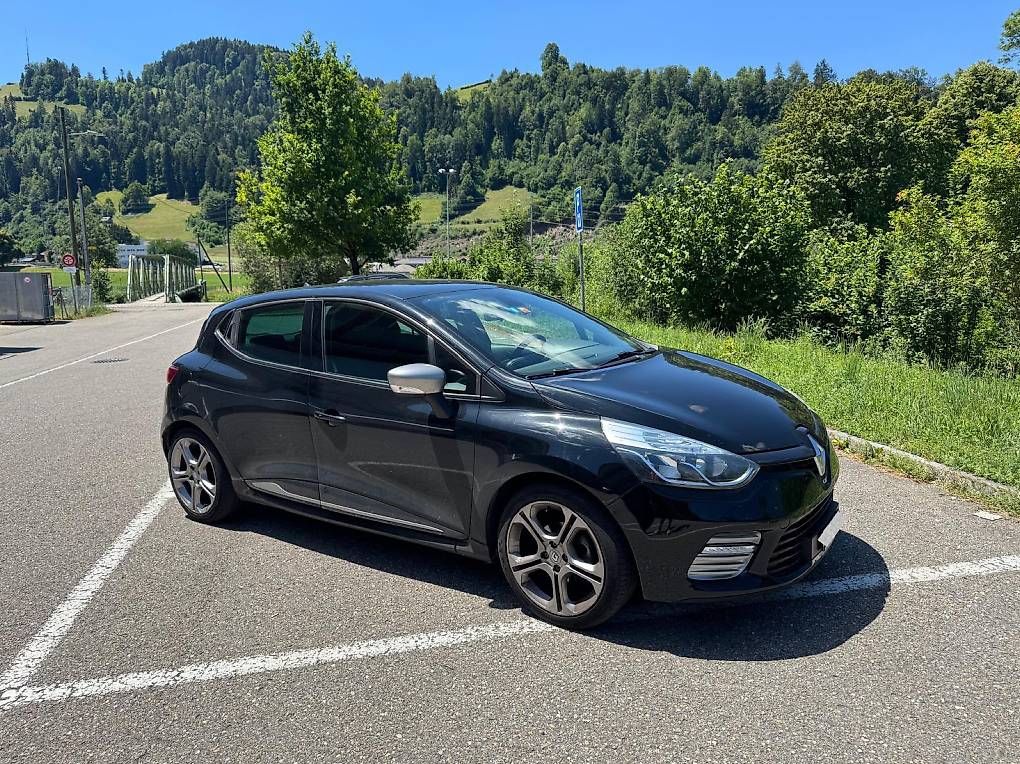 Autos: Renault Clio GT 120EDC – D'occasion à Tuggen par ale_p2lh