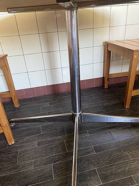 Tische: Table – Gebraucht aus Bussigny von all_wc2l 1