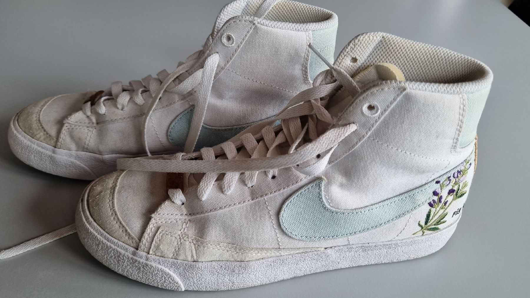 Nike Scarpe da donna: Nike Blazer High Damenschuhe Gr.38,5 – Usato da Tägertschi venduto da Fank111
