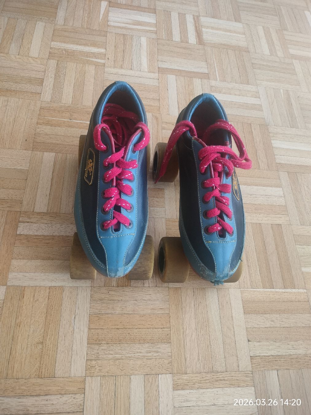 Pattini in linea & Pattini a rotelle: Roller Skates quads – Usato da Basel venduto da vik_7qc8