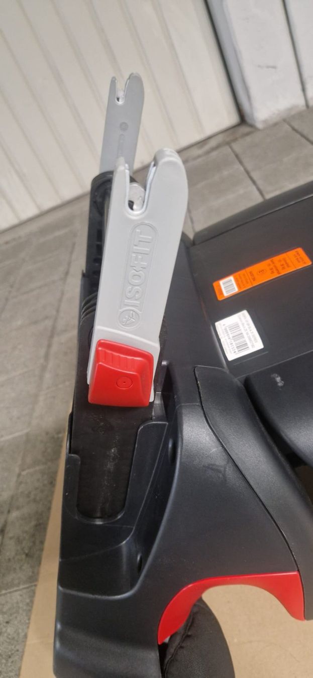Britax Römer Seggiolini per auto: Autositz Britax Römer – Usato da Geuensee venduto da Pipapaguigrafo 4