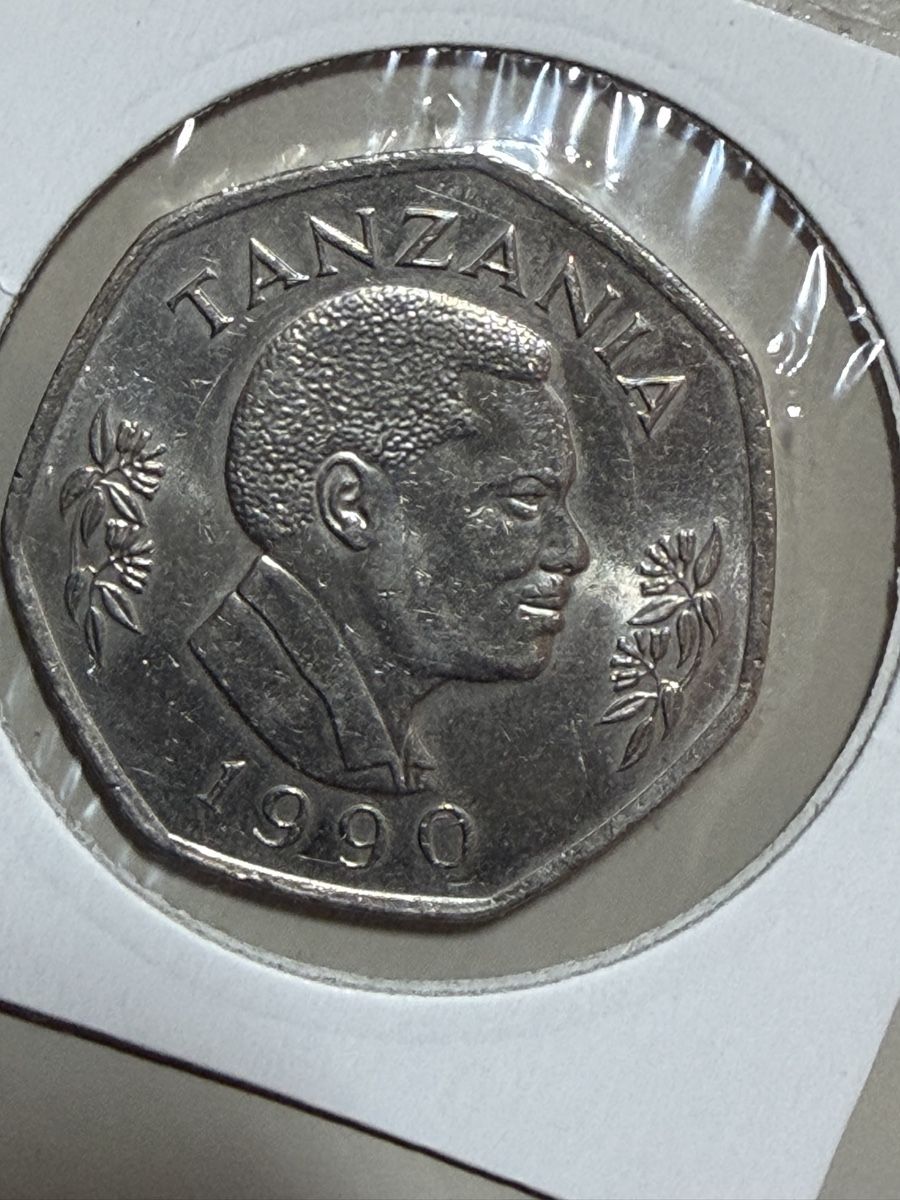 Alle Münzen: Tanzanie - 20 shilling - 1990 – Gebraucht aus Payerne von Mike1682 1