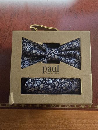 Nœud papillon Paul Kehl soie motif floral bleu comme neuf