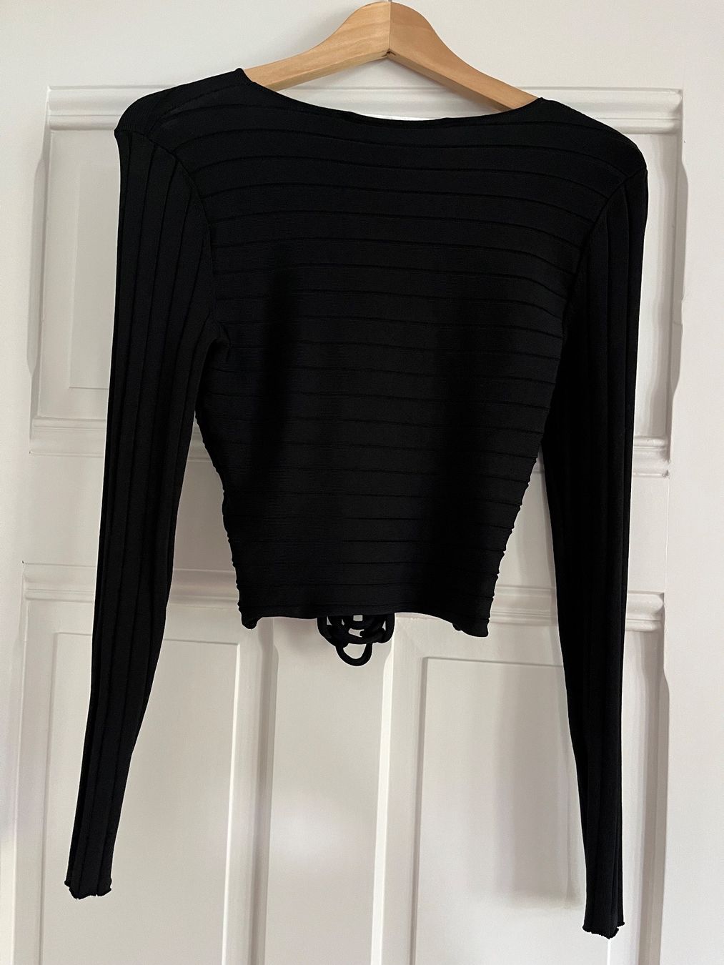 Tops: DION LEE Braid Top Black – D'occasion à Olten par Jasmina91 2