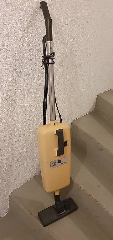 Mio Star Aspirapolveri & Accessori: Vintage Modell Staubsauger MioStar – Usato da Winterthur venduto da BON11