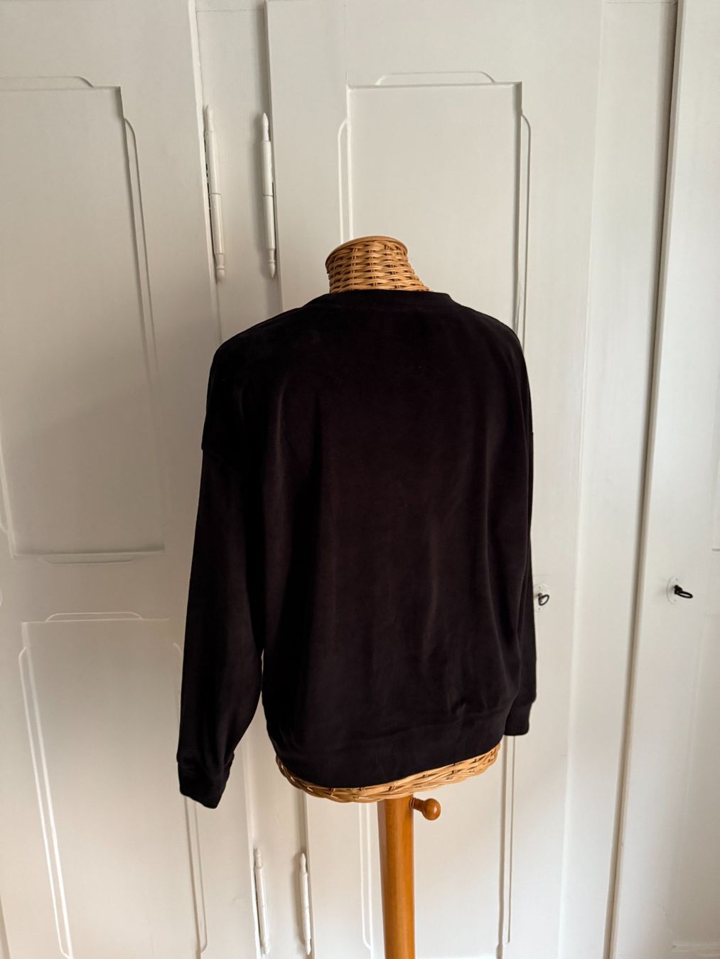 Gap Pullover & Sweatshirts: GAP - Samt Pullover schwarz XS – Gebraucht aus Zürich von Diazaio 2