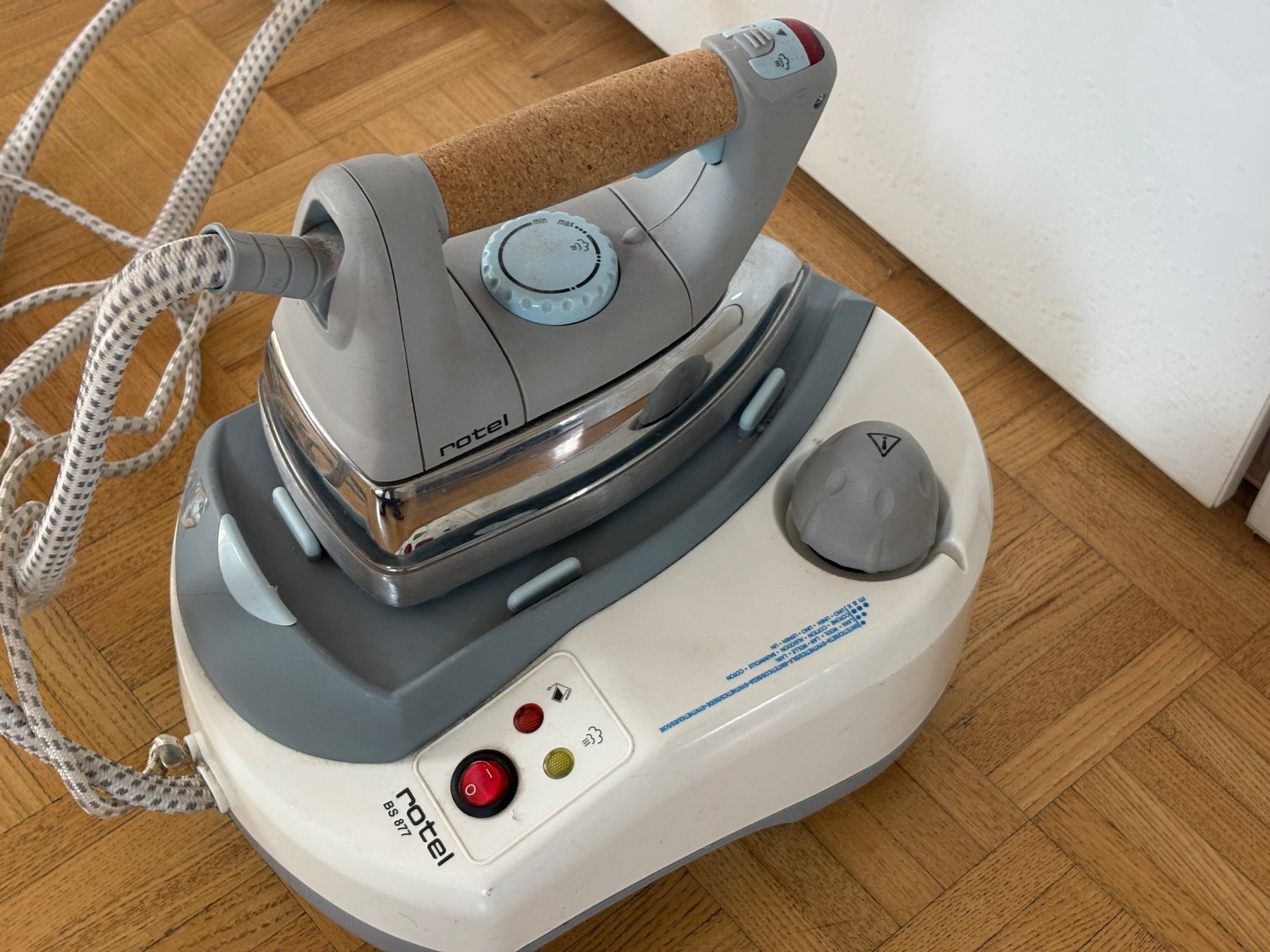 Rotel Bügeleisen: Rotel Bügeleisen BS 877 – Gebraucht aus Dietikon von The-Star-Shop