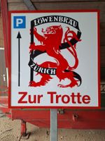 Werbetafel Löwenbräu