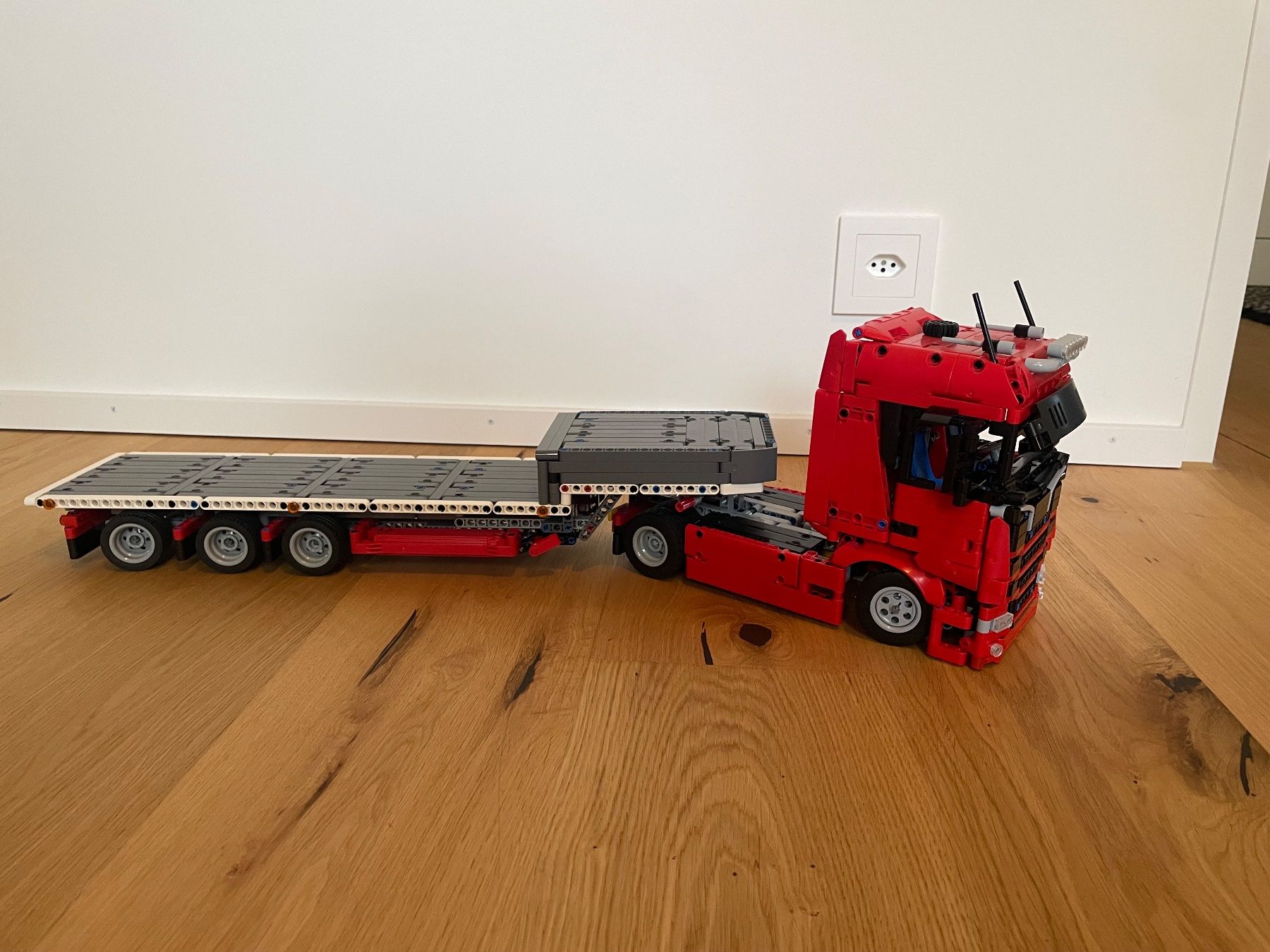 Lego Kit di costruzioni: Lego Technic - Scania Lastwagen & Anhänger – Usato da Salmsach venduto da ram82