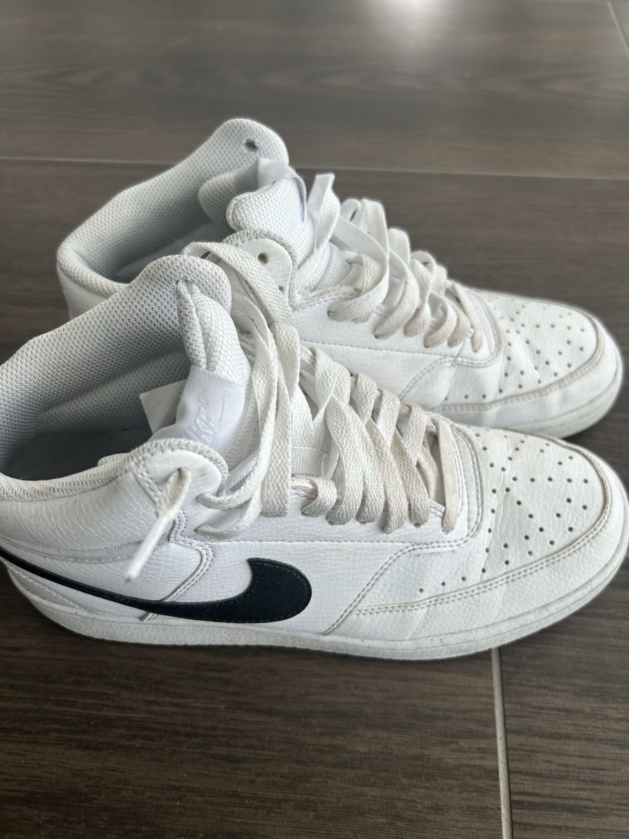 Nike Scarpe da uomo: Nike schuhe Gr. 41 – Usato da Rothrist venduto da kiki8181