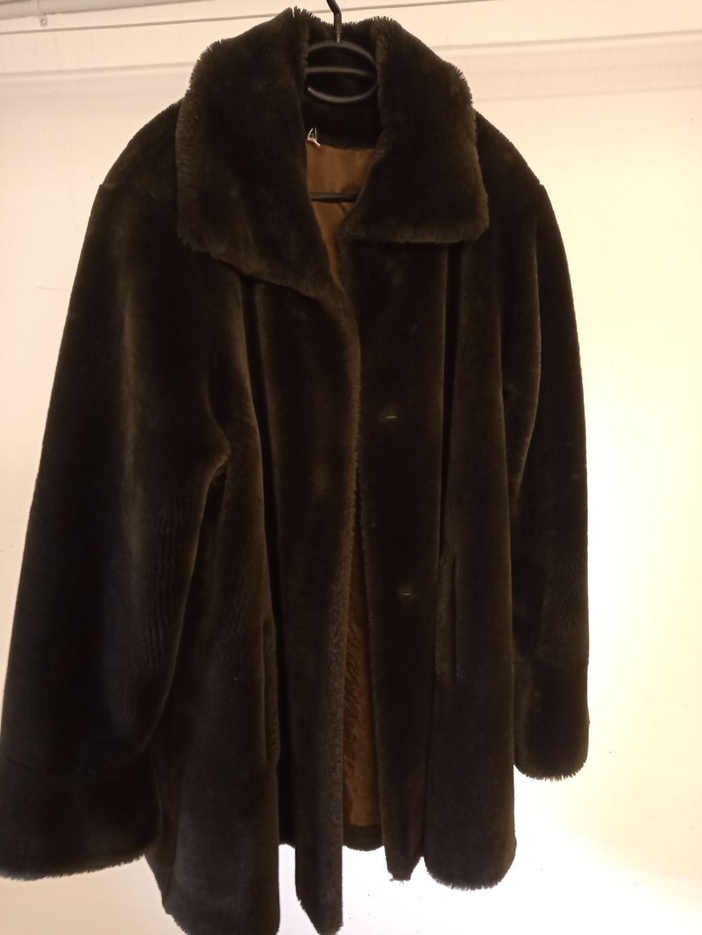 Cappotti:  Wintermantel Teddy  – Usato da St. Gallen venduto da Vespa11 3