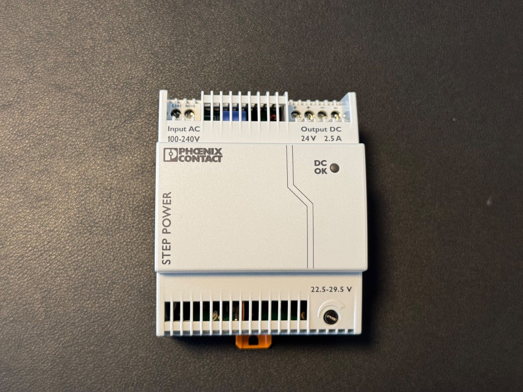 Phoenix Contact Elektronikbauteile: Phoenix Contact DIN-Schienennetzgerät 24V - 60W STEP-PS – Gebraucht aus Wohlenschwil von Snowbound