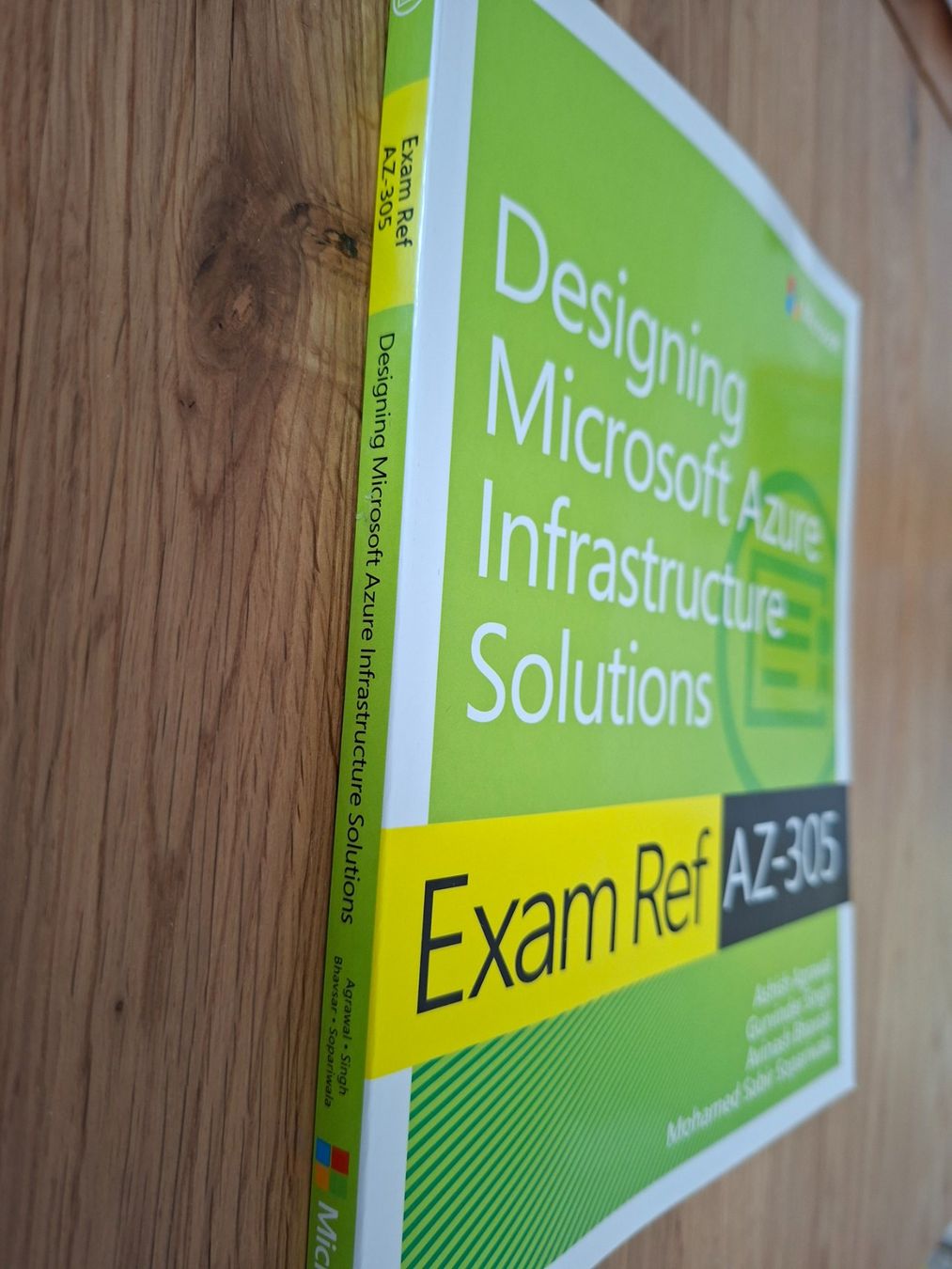 Libri: Exam Ref AZ-305 Azure Solutions Buch neu – Nuovo e nell'imballaggio originale da Baldegg venduto da collect.hub 2