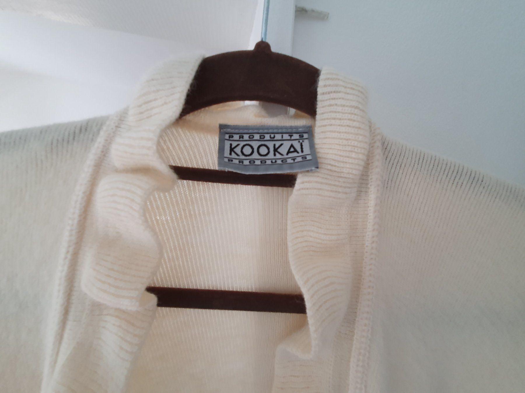 Altro in Moda donna: KOOKAI riesiger Pancho Vanille – Usato da Bern venduto da BrischitteBern 2