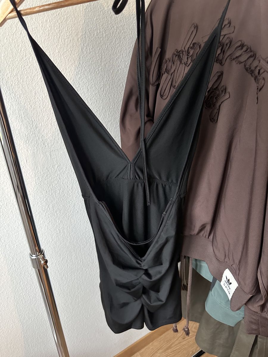 Tute: Damen Einteiler Grösse S – Nuovo (secondo la descrizione) da Winterthur venduto da nic_r7kj 1