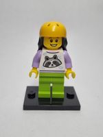 LEGO LEGOLAND BAM Late 2023 Girl with Helmet and Raccoon Top