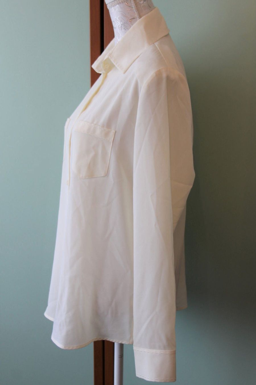 Blusen: Bluse – Gebraucht aus Schaan von antikes_und_kurioses 3