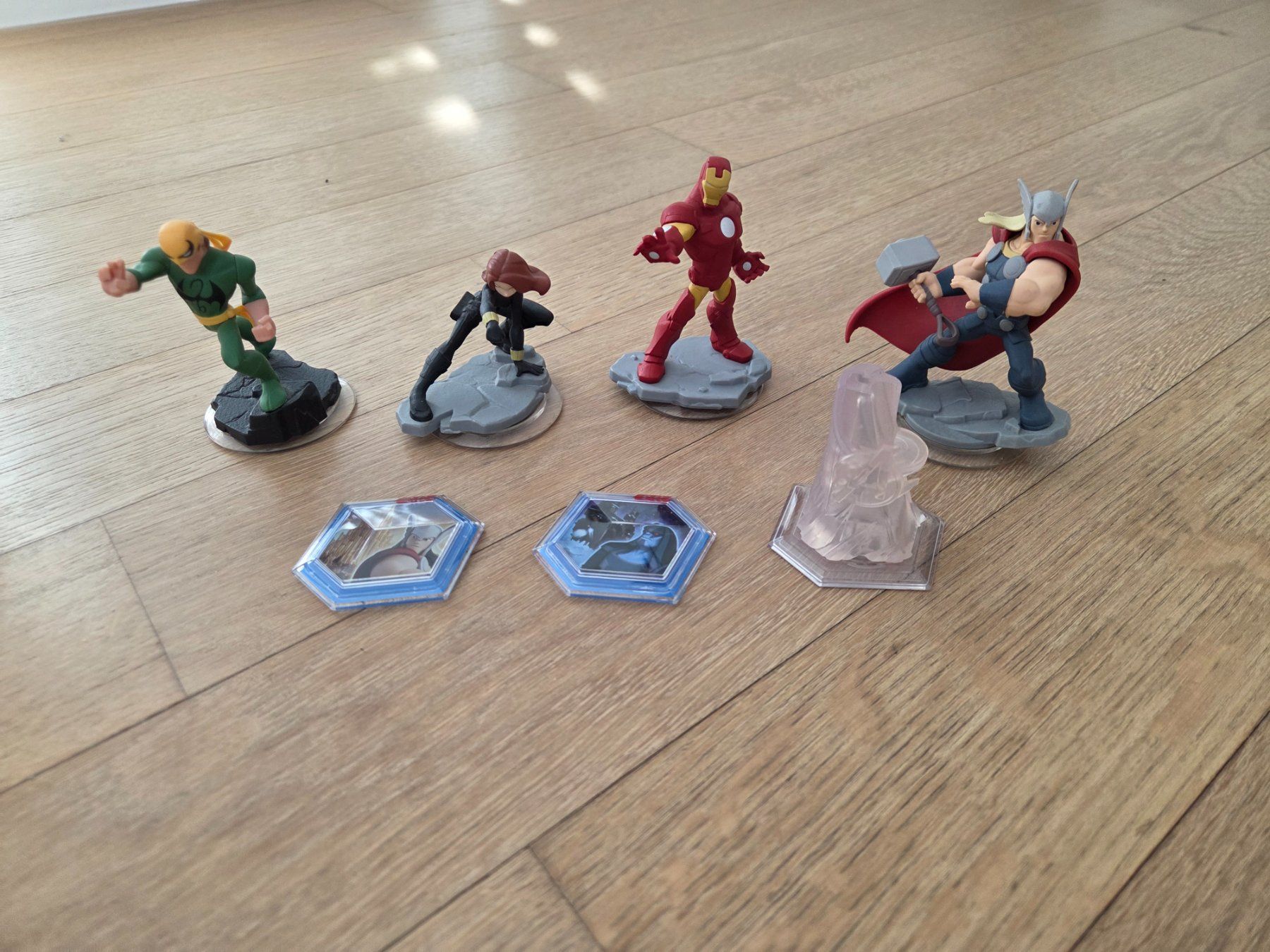 Disney Giochi: Disney Infinity 3.0 + Portal + 12 Figures + 4 Discs - PS3 – Usato da Carouge GE venduto da Gasco 2