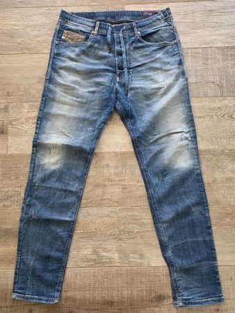 Diesel NARROT-NE Jogg Jeans 0606D blau