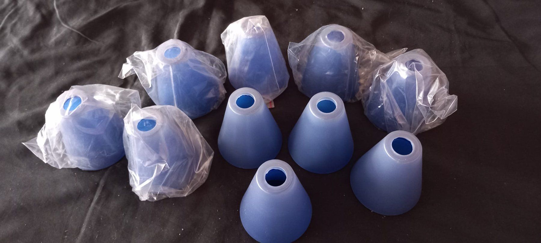 Paralumi: 10 STK LAMPENGLÄSER -- BLAU – Nuovo (secondo la descrizione) da Huttwil venduto da Kunterbuntli