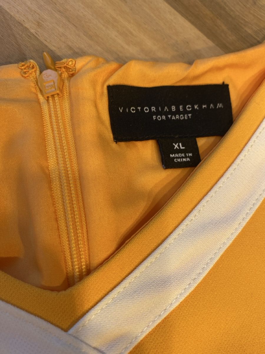 Victoria Beckham Vestiti: Kleid von Victoria Beckham   – Usato da Schwyz venduto da rat-race 1