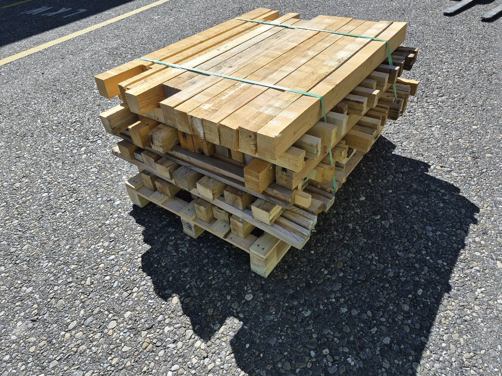 Holzartikel: Brennholz leicht – Gebraucht aus Teufenthal AG von ChT.