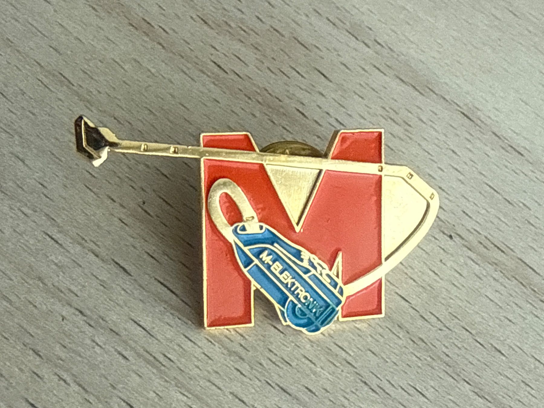Placchette & Badge: Pin Migros  M-Elektronik – Usato da Glattbrugg venduto da Schweigmatt