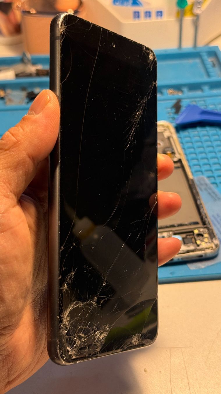 Apple Telefoni cellulari / Smartphones: Écran original Galaxy S21 FE partiellement abîmé – Difettoso da Morges venduto da DA-repa 3