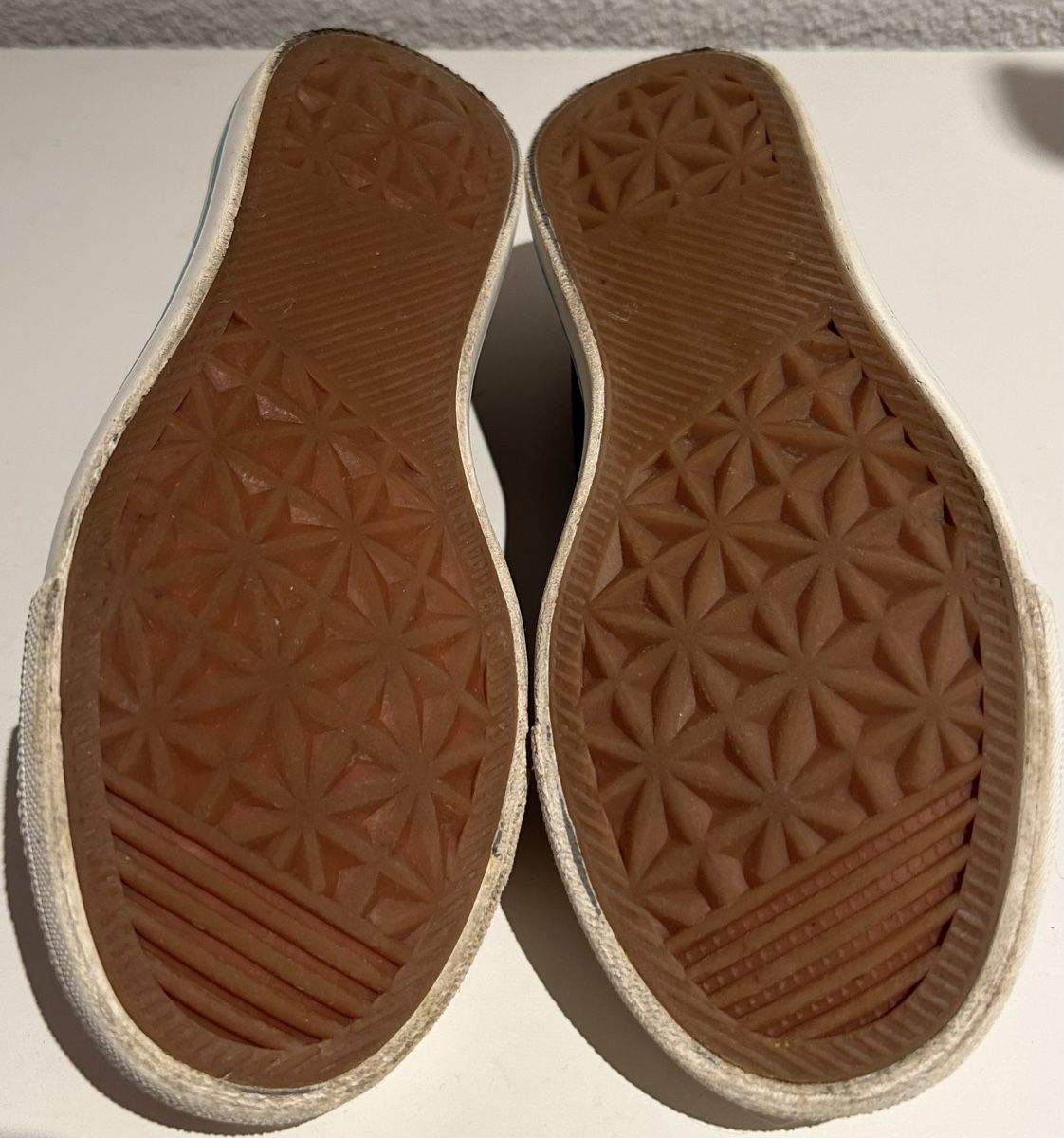 Scarpe per ragazzi: Kinderschuh | Disney | Gr. 30 – Usato da Oberbuchsiten venduto da hue_66rs 3