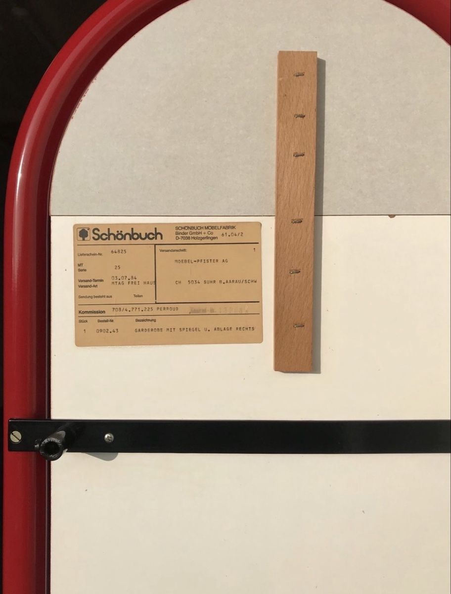 Guardaroba: Schönbuch Garderobe, Space Age, rot – Usato da Zürich venduto da tihun 3