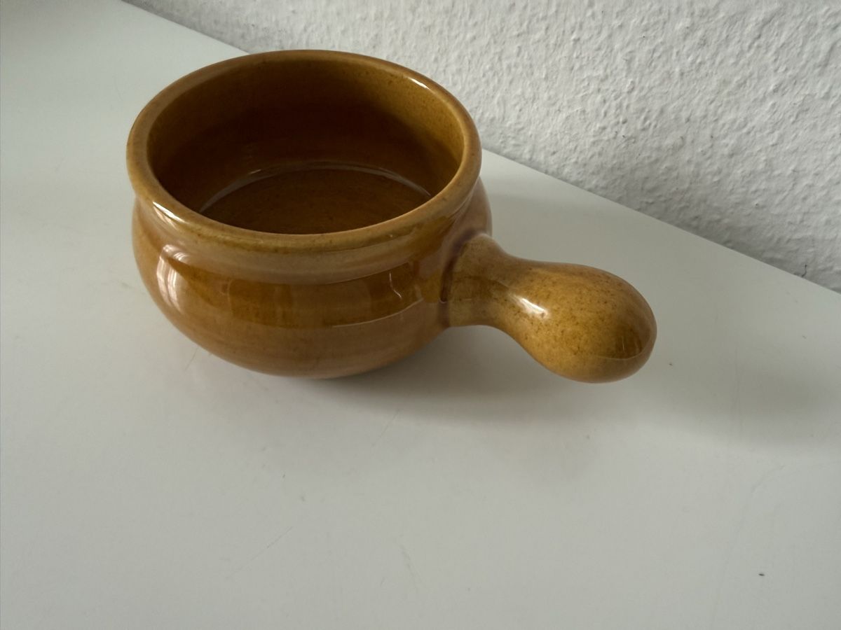 Schalen: Rustikale Caquelon/Schale – Gebraucht aus Urdorf von Chapar