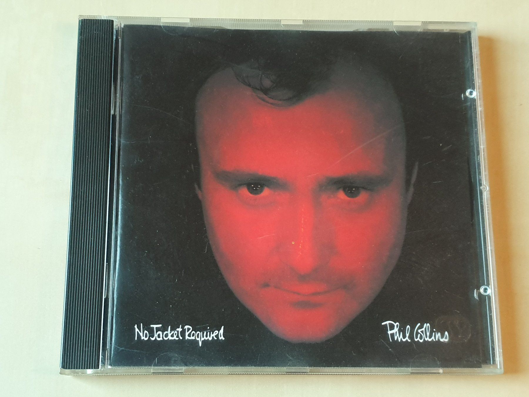 CD: Phil Collins No Jacket Required – Usato da Stansstad venduto da collectorsshop