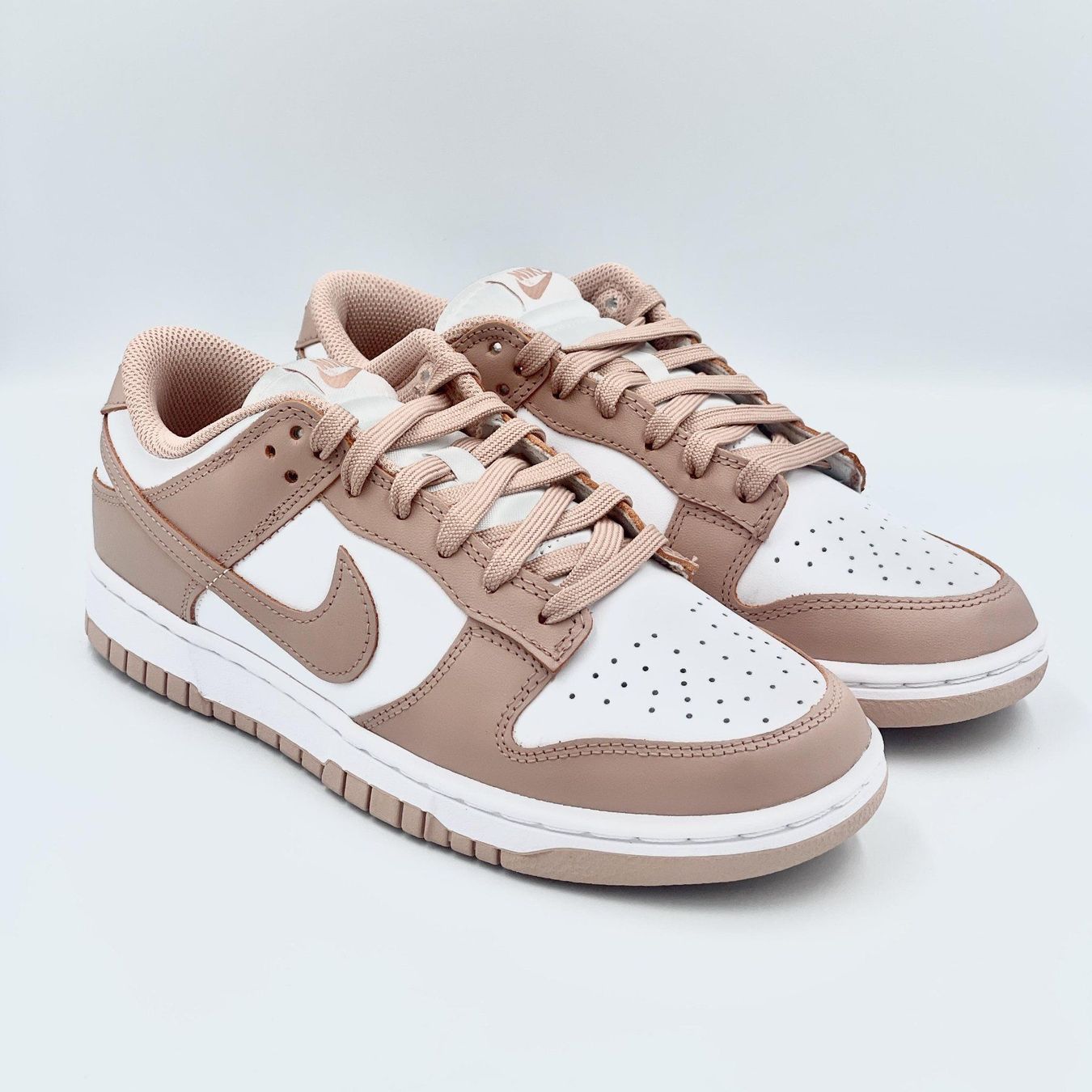 Nike Scarpe da donna: Nike Dunk Low Rose Whisper EU 41 – Nuovo e nell'imballaggio originale da Erlinsbach venduto da sasneakers