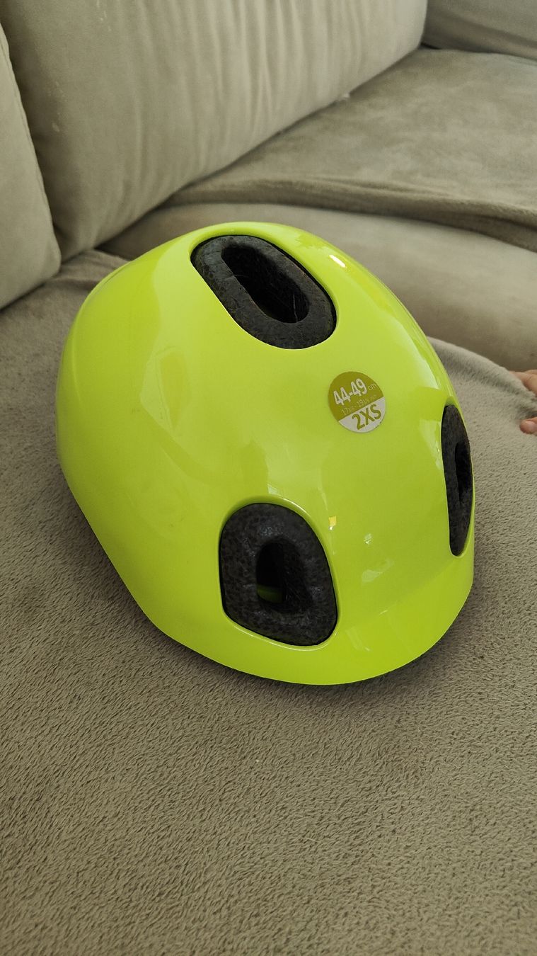 Decathlon Caschi: Kinderhelm Velohelm Btwin 2XS 44-49cm – Usato da Mellingen venduto da Moss28
