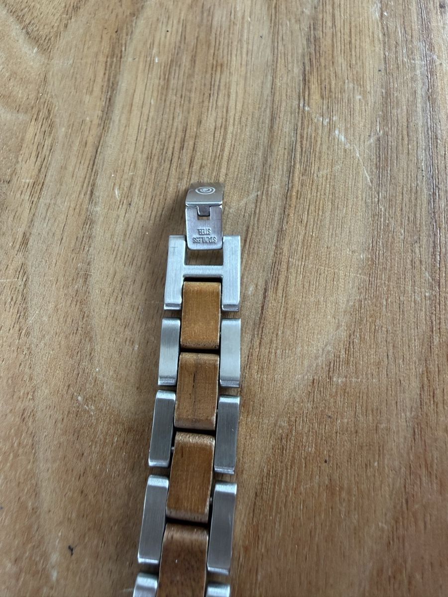 Armbänder & -reifen: Armband von Holzkern – Gebraucht aus zürich von skychef 2